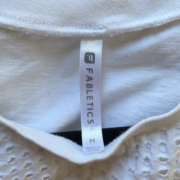 White mesh workout tank🤍 - Picture 3 of 3